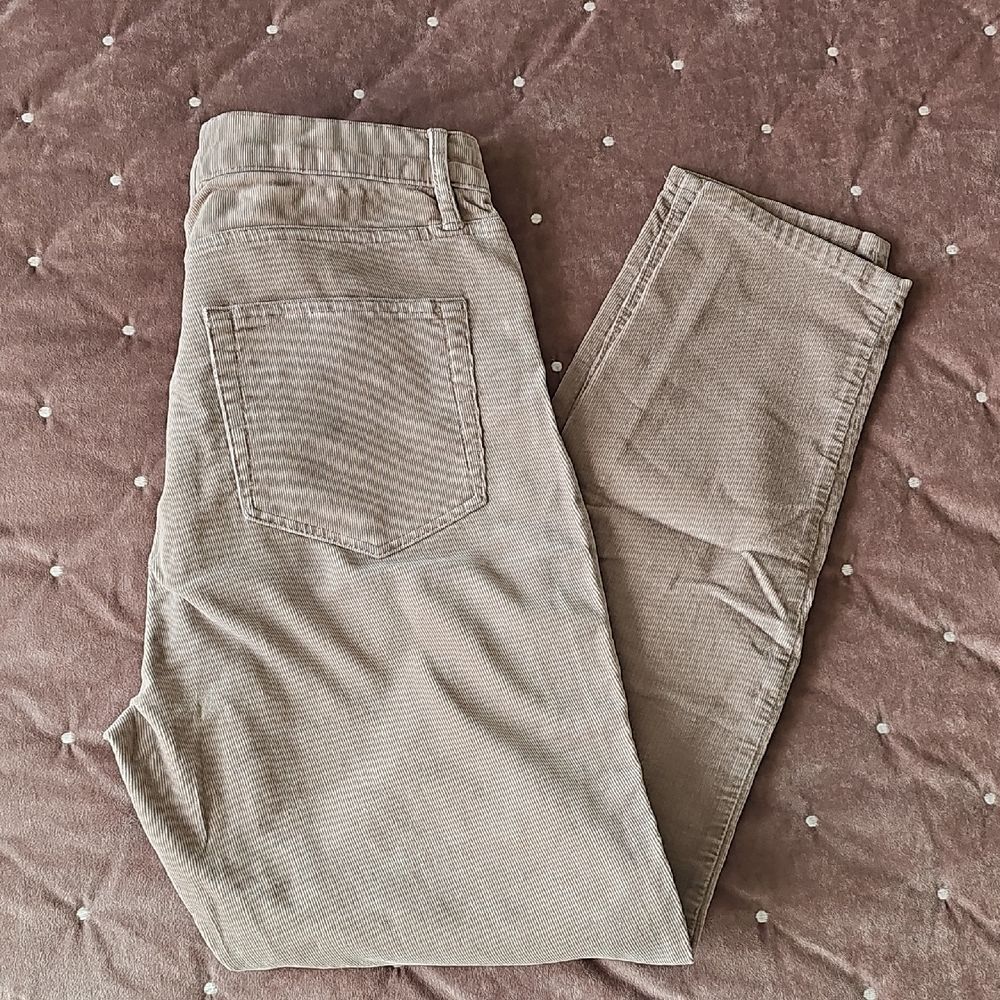 LOFT Women's Beige Corduroy Pants, Size 8